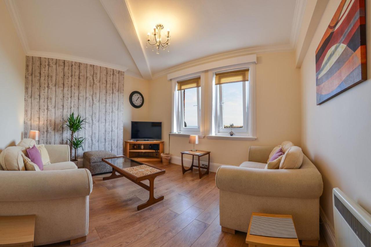 The Whitby Prospect, 2 Bed Apartment With Stunning Views, 2 Mins From Beach Exterior foto