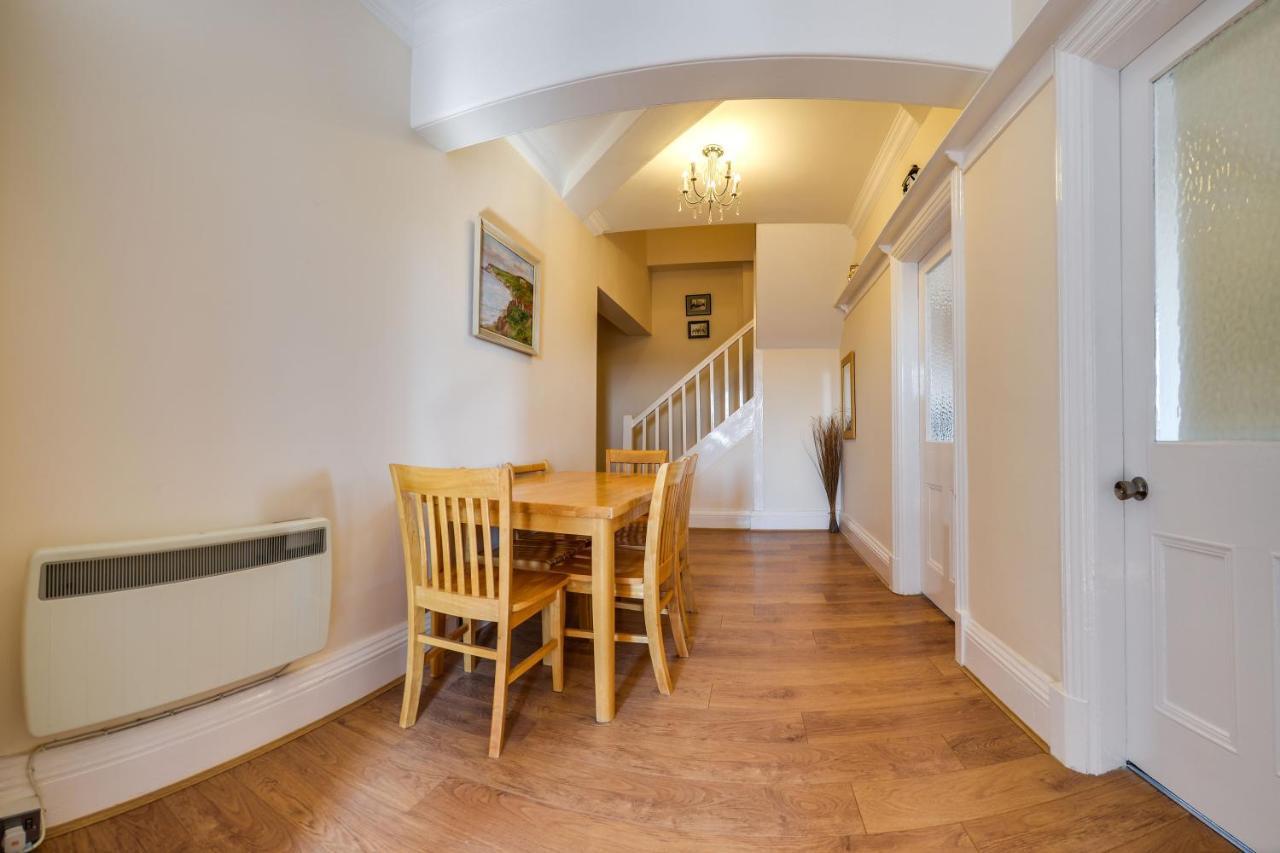 The Whitby Prospect, 2 Bed Apartment With Stunning Views, 2 Mins From Beach Exterior foto