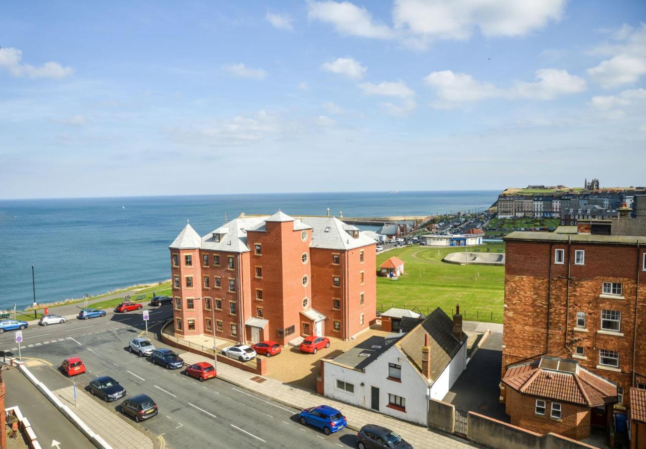 The Whitby Prospect, 2 Bed Apartment With Stunning Views, 2 Mins From Beach Exterior foto